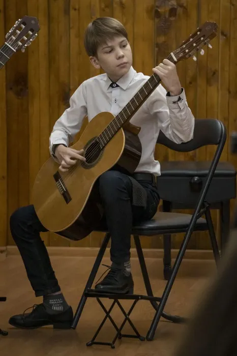 photo_5317033663088683214_y