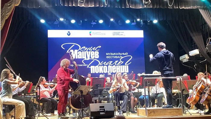 photo_5240488068744603634_y