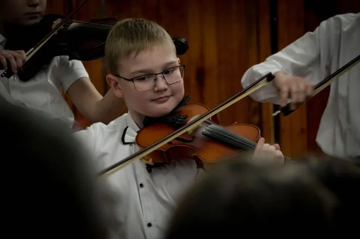 photo_5317033663088683254_y