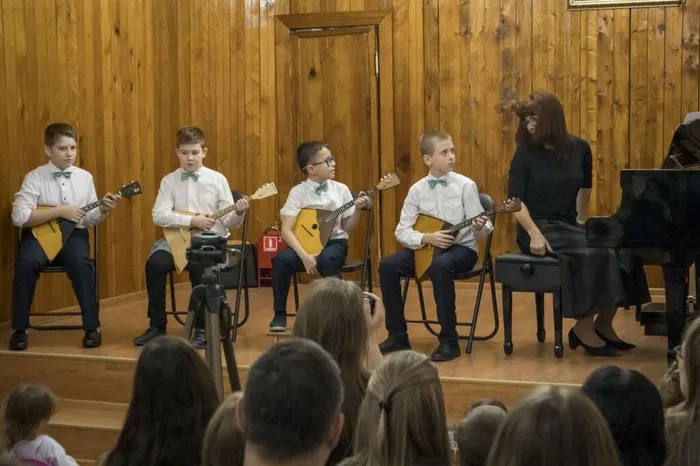 photo_5317033663088683209_y