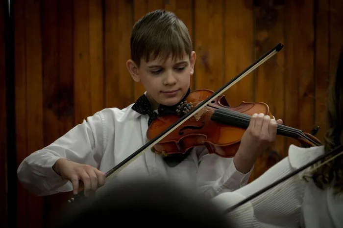 photo_5317033663088683253_y