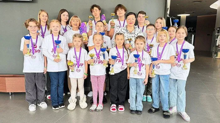 photo_5280505992733387094_x