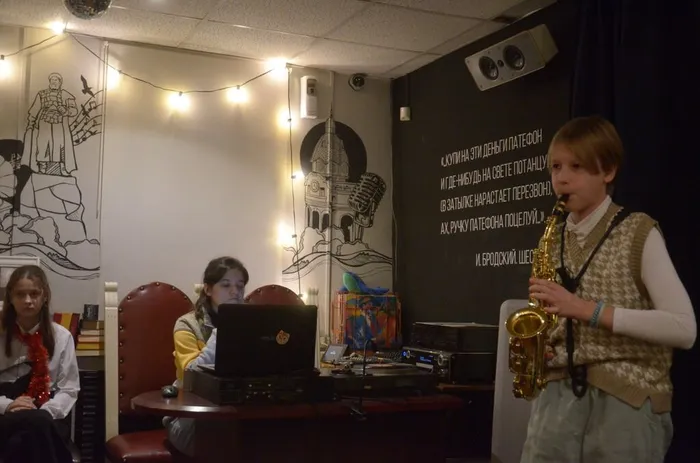 2024-12-24 22-27-16_1735044543