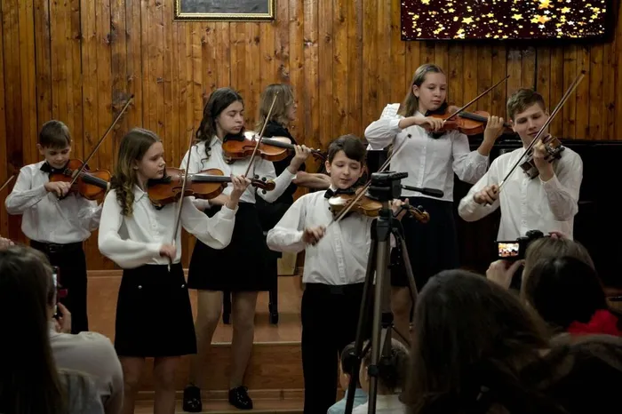 photo_5317033663088683255_y