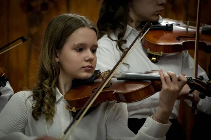 photo_5317033663088683249_y