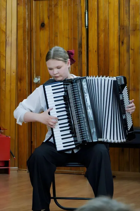 photo_2025-04-27_19-55-55