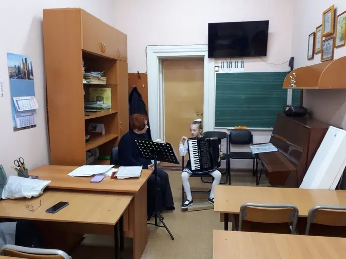 photo_5348465608150348964_y