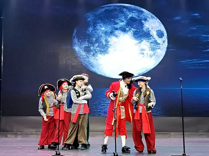 photo_5206717922012161324_y