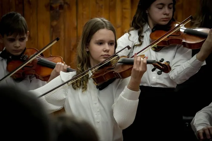 photo_5317033663088683252_y