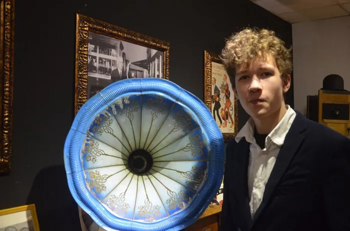 2024-12-24 22-25-17_1735044771