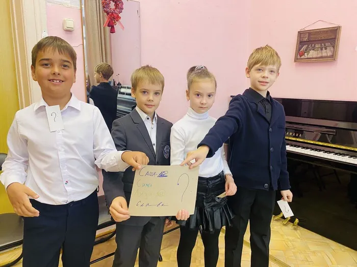 photo_5296783128511245059_y