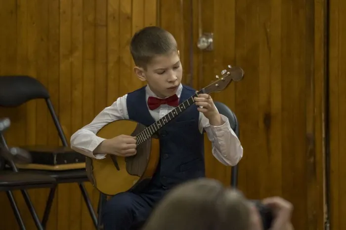 photo_5317033663088683224_y